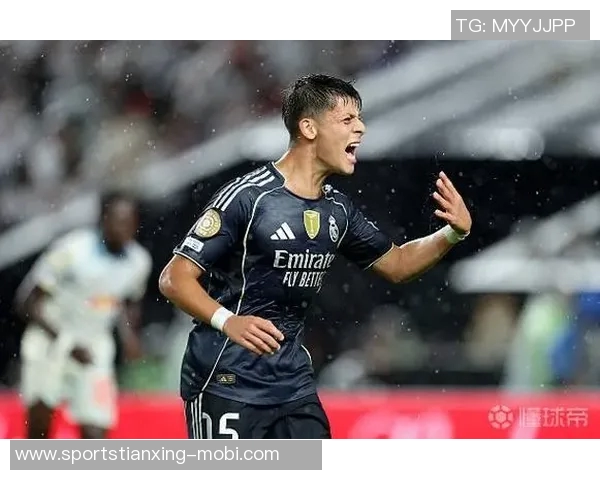 马卡评论卡马文加的战术价值阿隆索成为球队核心居莱尔面临替补挑战 马卡评论卡马文加的战术价值阿隆索成为球队核心居莱尔面临替补挑战