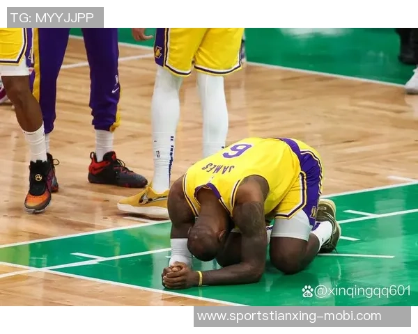 夸梅复出引发热议直言老詹对秃头问题反应强烈让他账号违规 夸梅复出引发热议直言老詹对秃头问题反应强烈让他账号违规