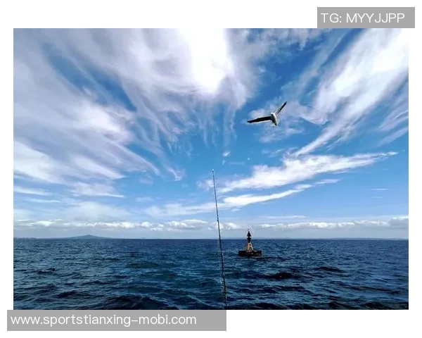 拉什福德分享海钓乐趣笑容灿烂展现多彩业余生活