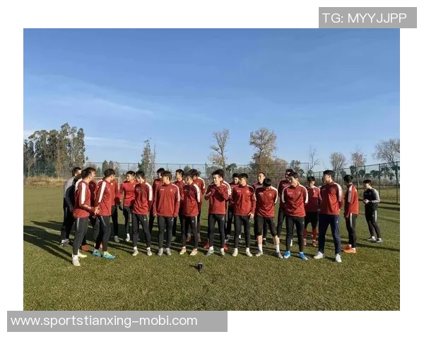 滇池湖畔武汉三镇一线队与B队2026赛季昆明冬训正式开启新征程 滇池湖畔武汉三镇一线队与B队2026赛季昆明冬训正式开启新征程